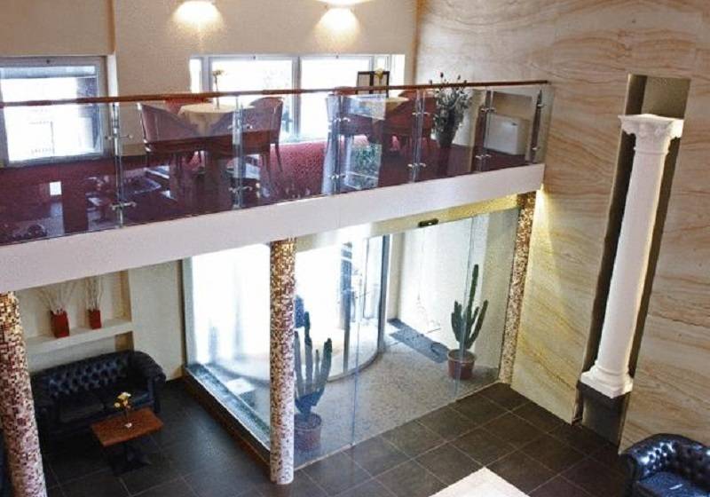 Quality Hotel Nova Domus