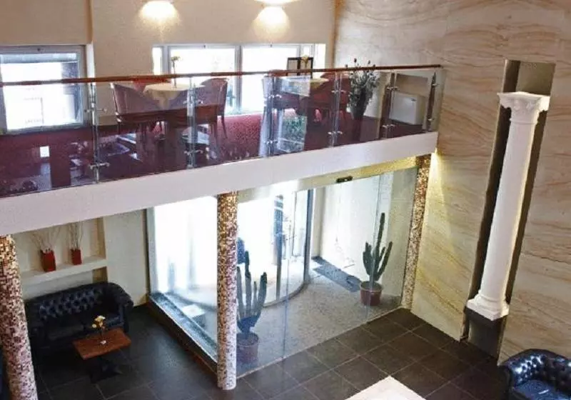 Quality Hotel Nova Domus