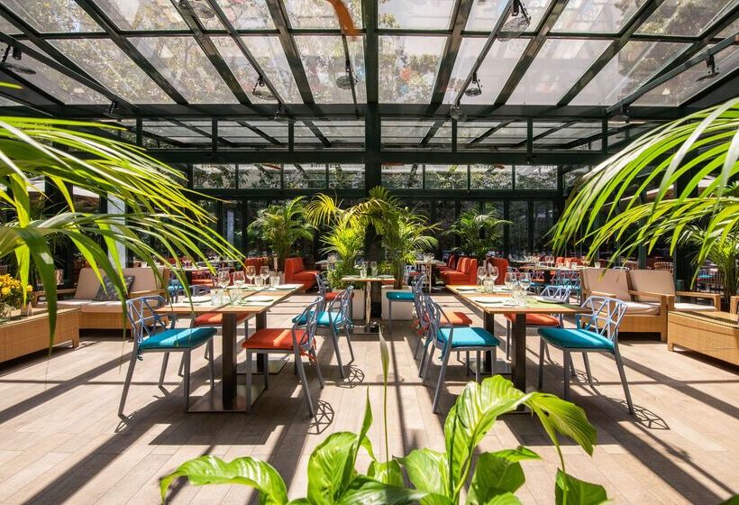 هتل Vp Jardin De Recoletos