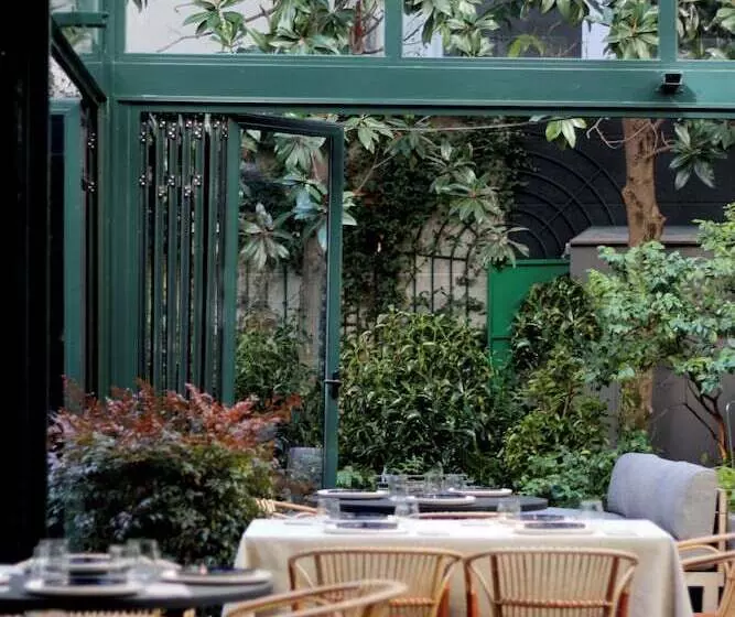 هتل Vp Jardin De Recoletos