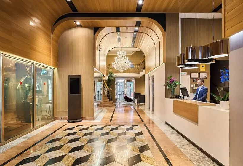 هتل Vp Jardin De Recoletos