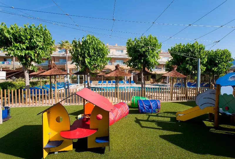 Insotel Cala Mandia Resort