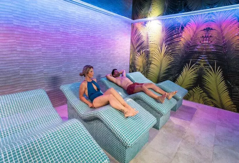 Magic Tropical Splash