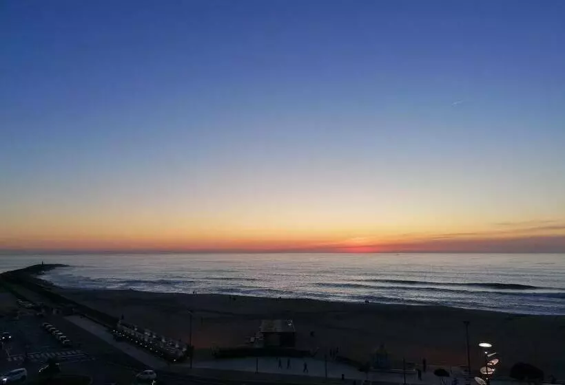 The One Grand Hotel da Póvoa