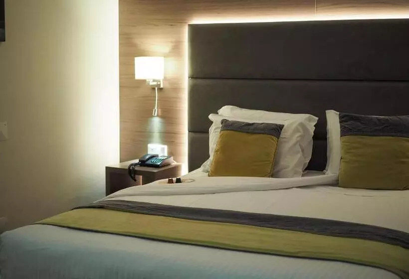 The One Grand Hotel da Póvoa