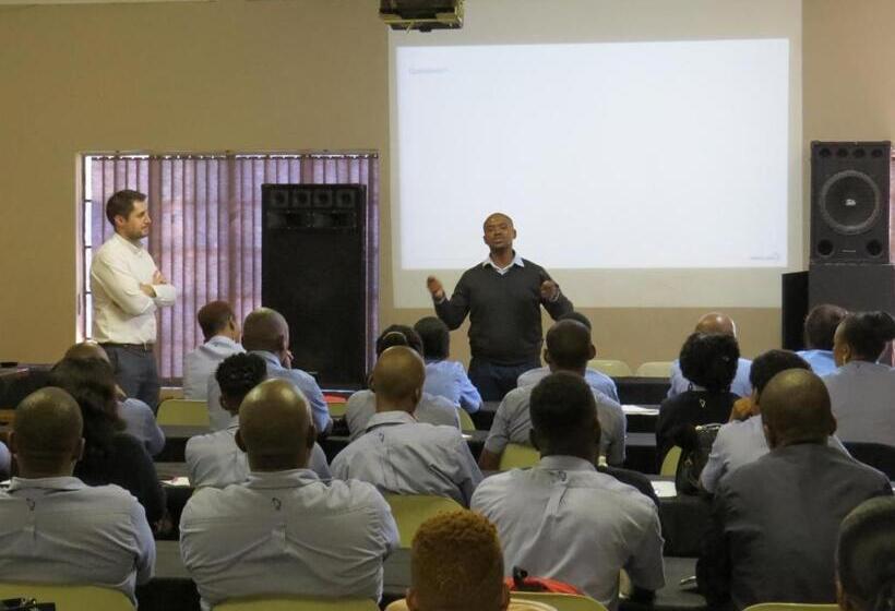 ベッドアンドブレックファースト Villa Strada Guesthouse