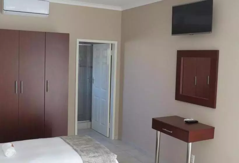 Aamiaismajoitus (B&B) Villa Strada Guesthouse