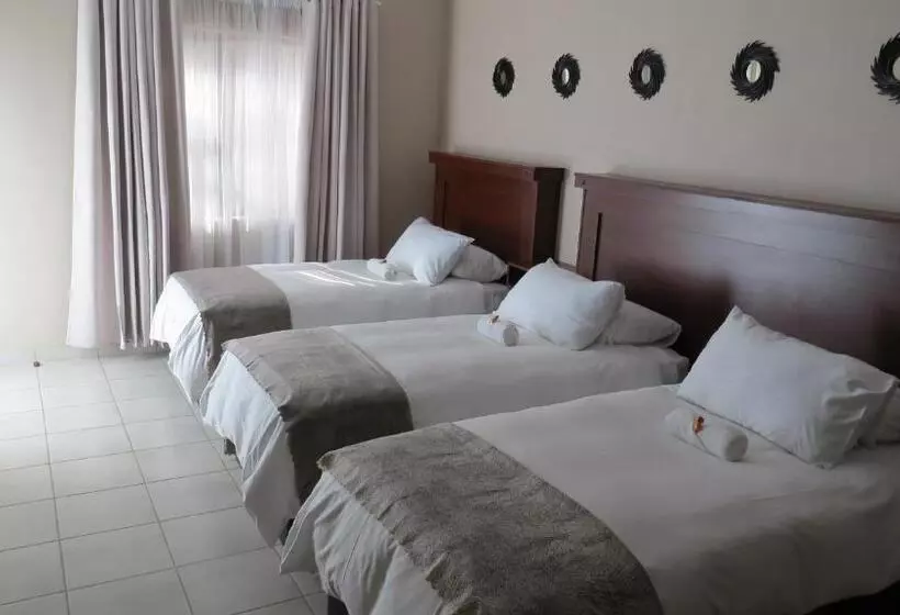 Aamiaismajoitus (B&B) Villa Strada Guesthouse