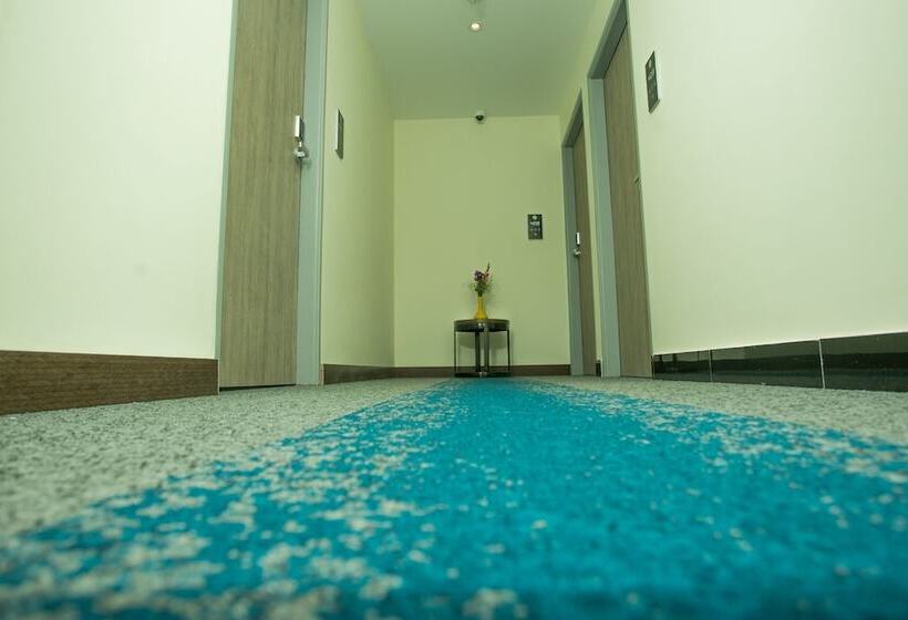 هتل Omni Residency Dhaka