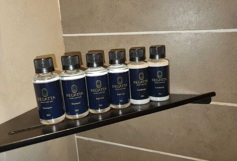 فندق Regatta Stay Kozi Square Kuching