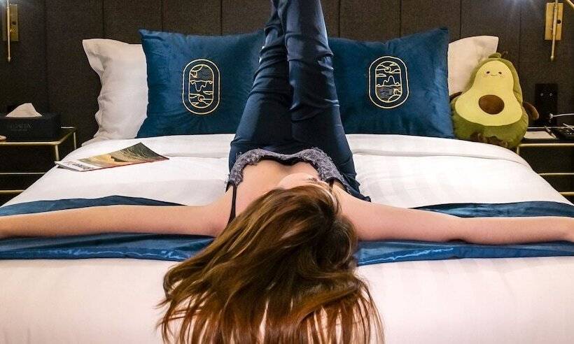 فندق Regatta Stay Kozi Square Kuching