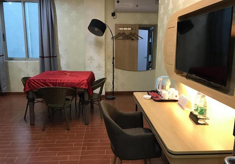 فندق Thank Inn Plus  Maoming Huazhou City Station Road