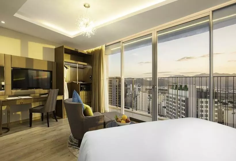 هتل The Empyrean Nha Trang