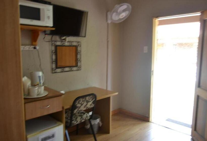 Пансион Dara@medi Lodge