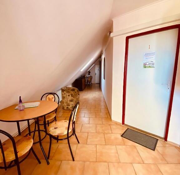 펜션 Penzión Tyché