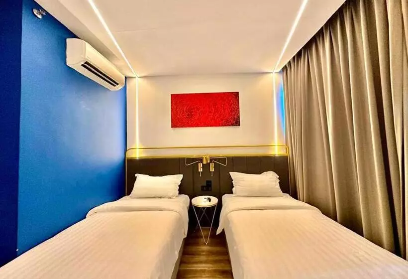 هتل Regatta Stay Kozi Square Kuching
