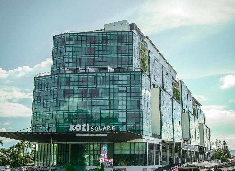 فندق Regatta Stay Kozi Square Kuching