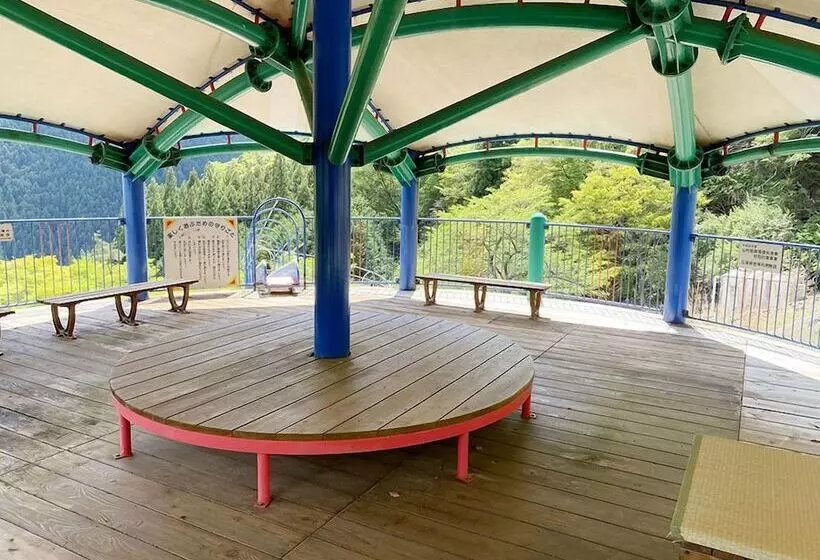 Riverside Hostel B&b – Hostel