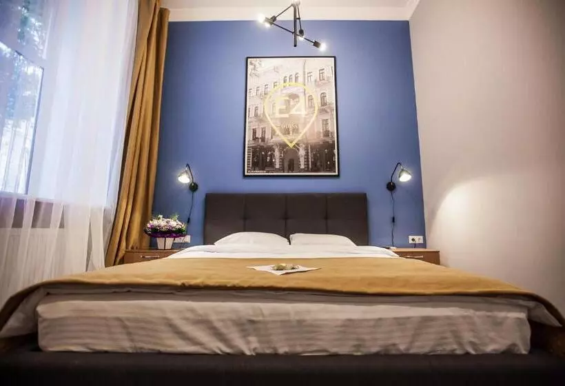 Hotel E4