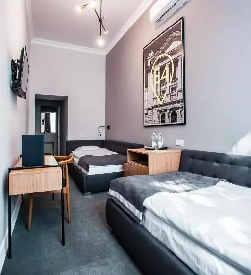 Hotel E4