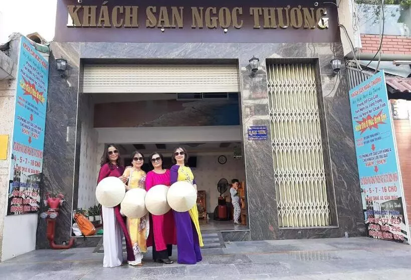 هتل Khách Sạn Ngọc Thương