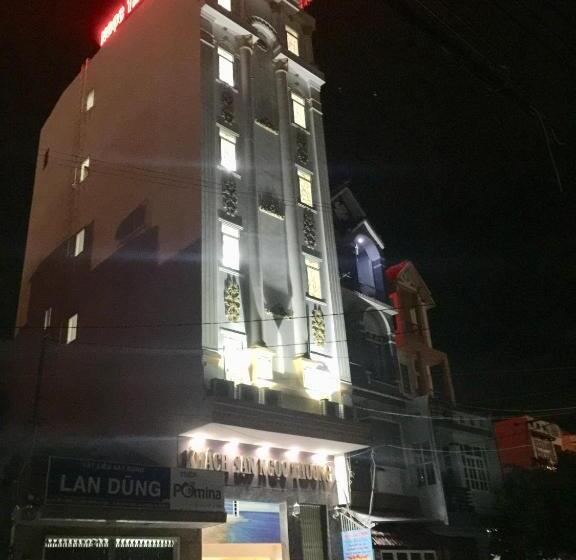 هتل Khách Sạn Ngọc Thương