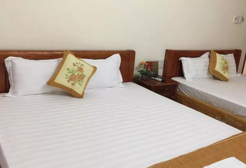 هتل Khách Sạn Ngọc Thương