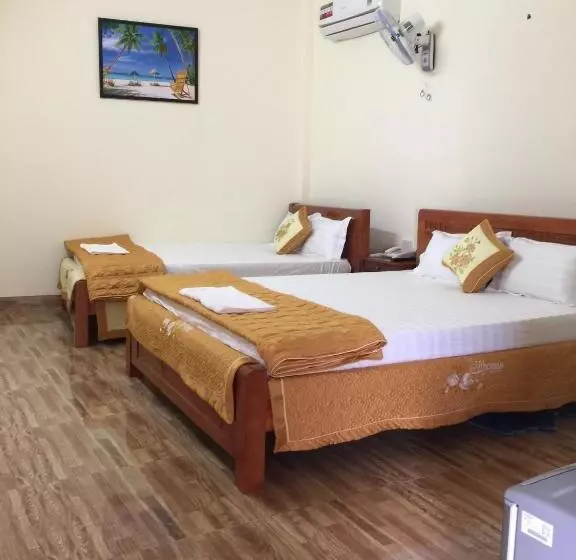هتل Khách Sạn Ngọc Thương