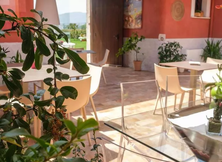 ホテル Taverna Ferrigno