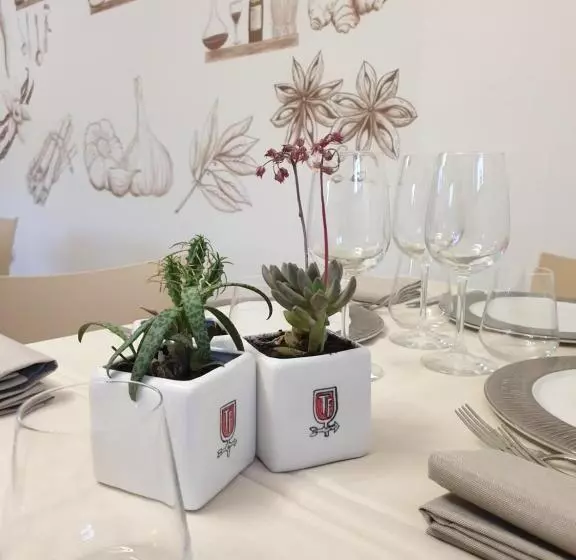 ホテル Taverna Ferrigno