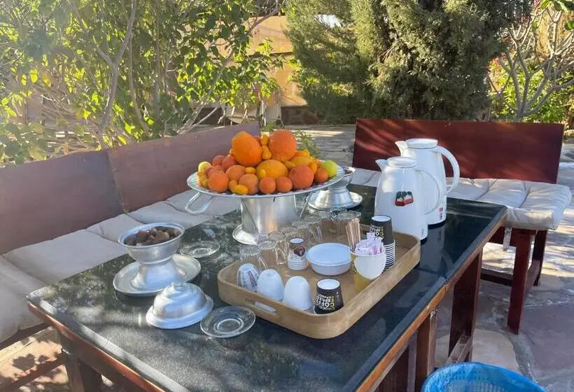 Majatalo Naseem Country House