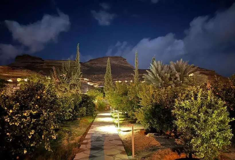 Majatalo Naseem Country House