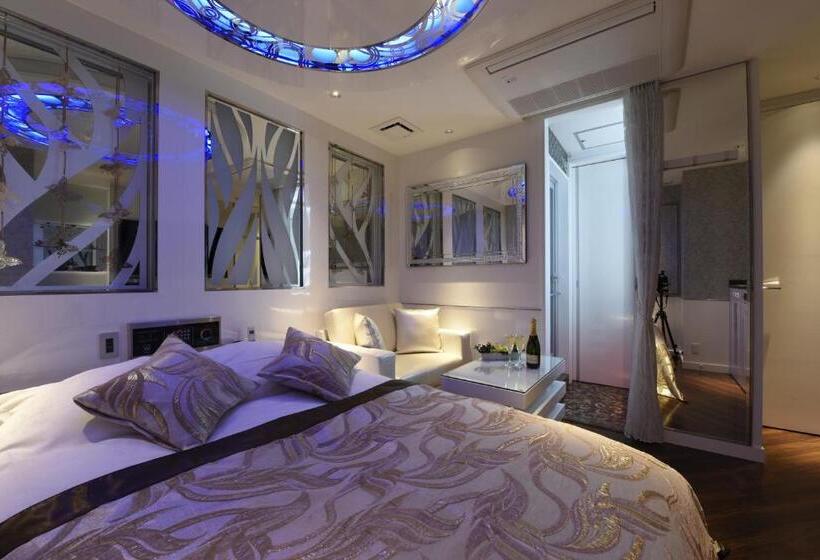 W Party W Group Hotels And Resorts