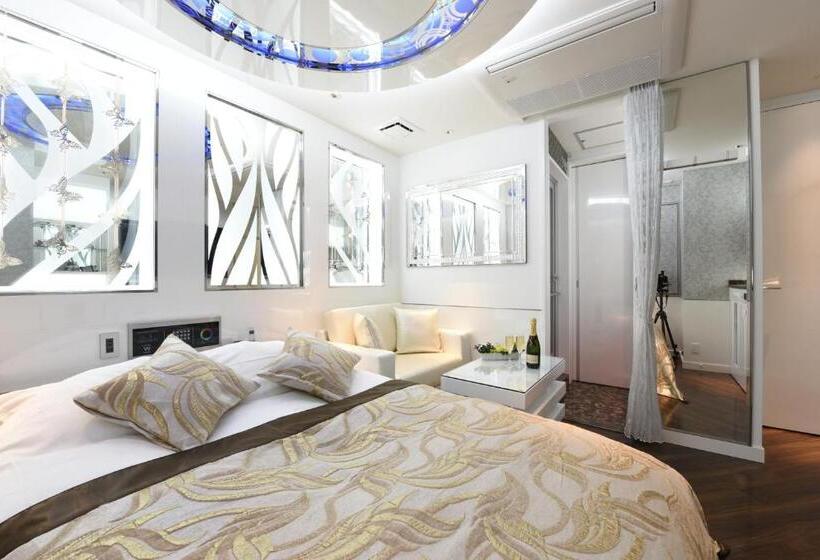 W Party W Group Hotels And Resorts