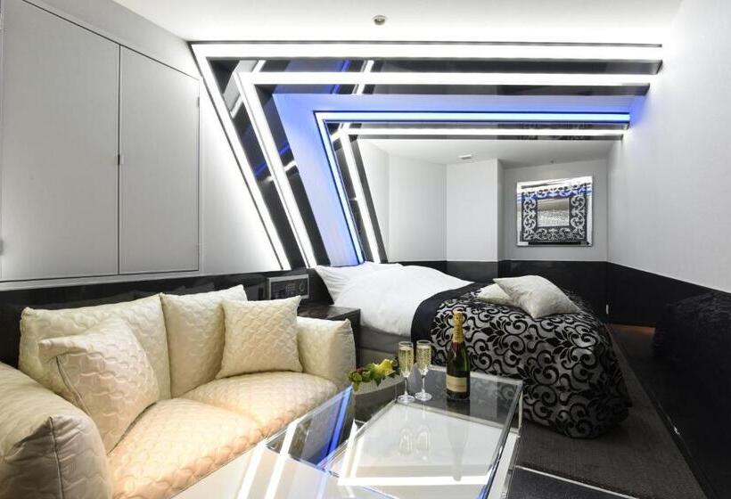 W Party W Group Hotels And Resorts