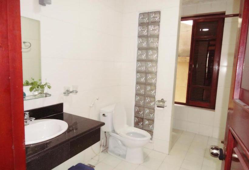 تختخواب و صبحانه Hạ Long Lily Homestay