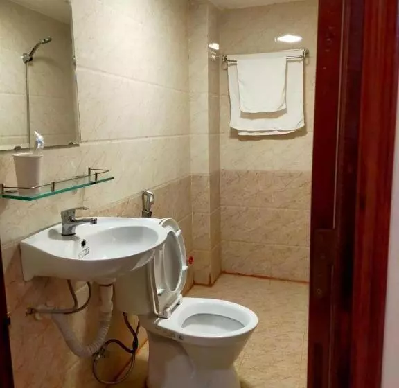 تختخواب و صبحانه Rose