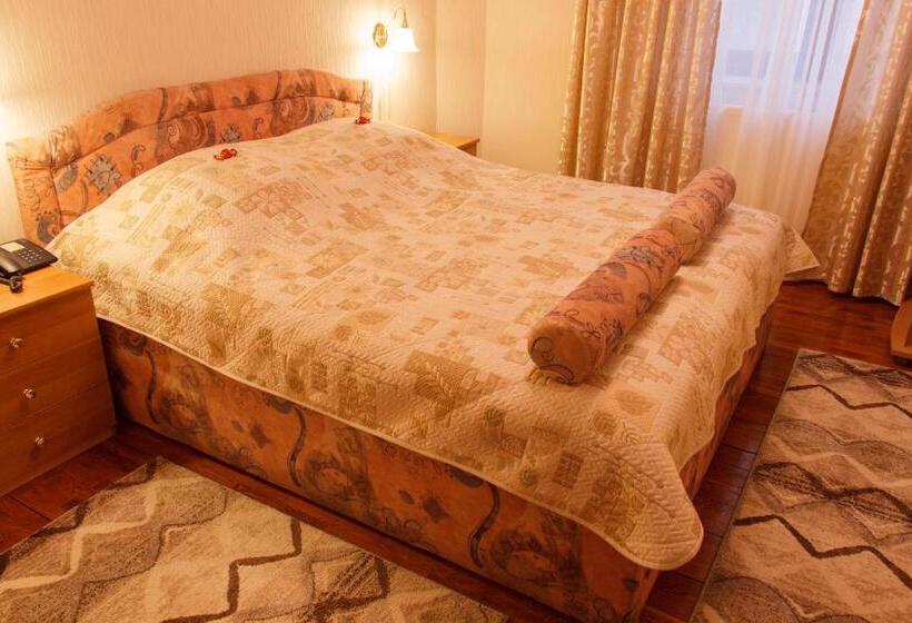 هتل Starye Bendery