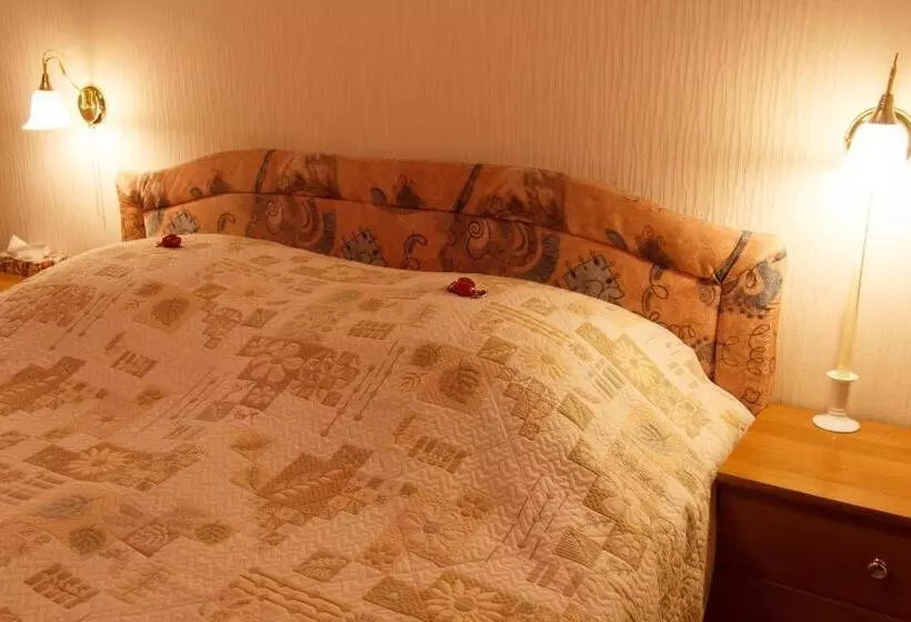 هتل Starye Bendery