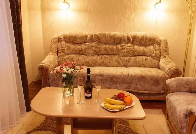 هتل Starye Bendery