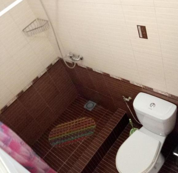 پانسیون Guest House Mihalych