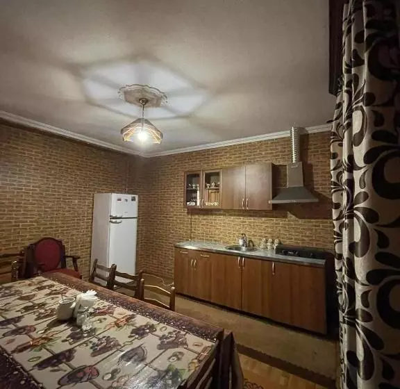 پانسیون Irina