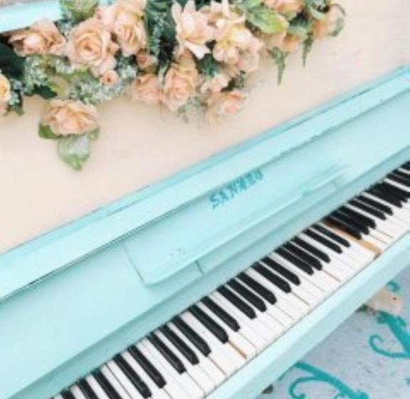 پانسیون Sandro