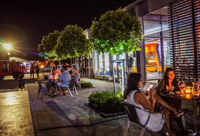 Курорт Aerocafe