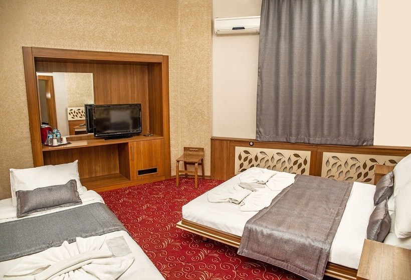 בית מלון כפרי Tulpar Palas