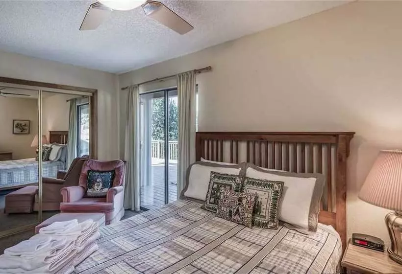 Breakaway Cabin  Three Bedroom Cabin