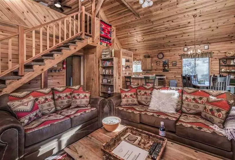 Breakaway Cabin  Three Bedroom Cabin