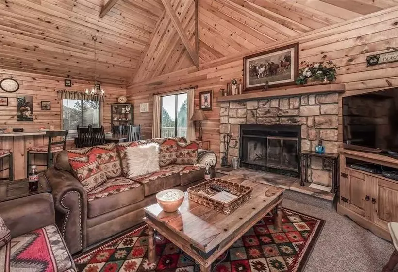 Breakaway Cabin  Three Bedroom Cabin