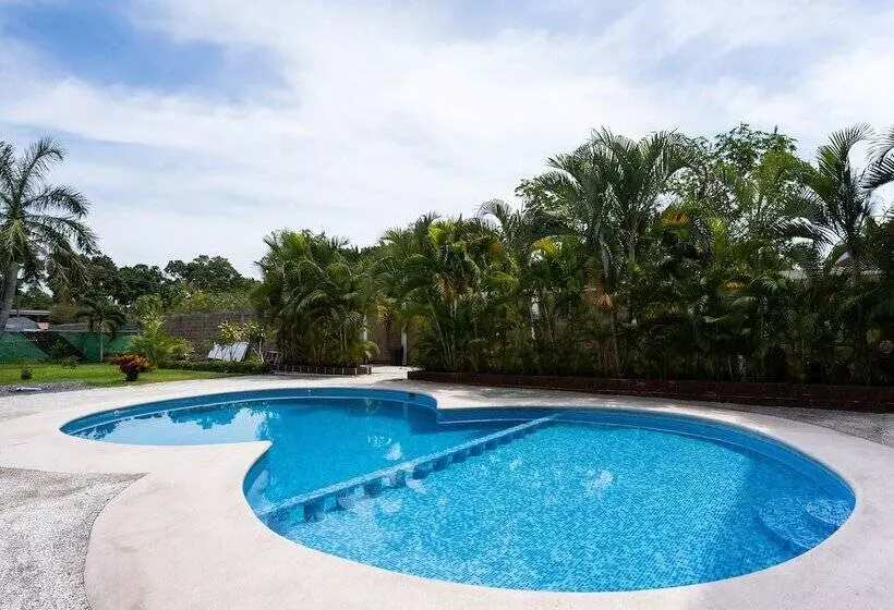 Capital O Hotel Los Caracoles, Acapulco