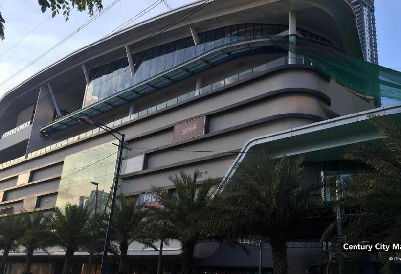 Lorenzzo Suites Hotel Makati